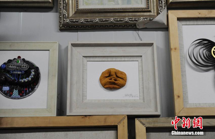Chinese man turns common trash into works of art