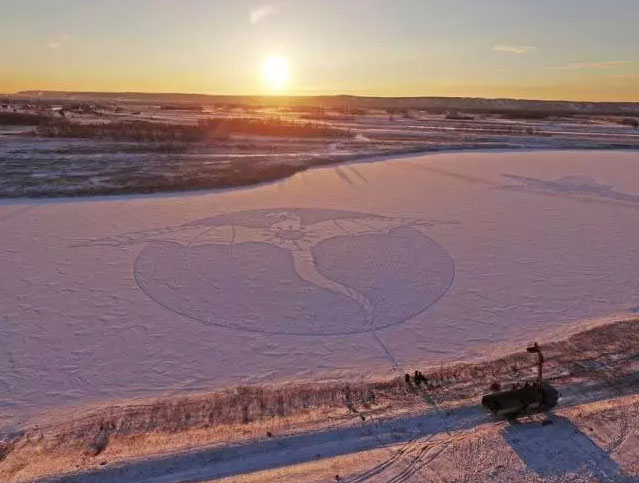 Gorgeous masterpiece created by walking in snow 