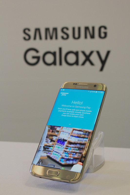 Samsung unveils next generation smartphones Galaxy S7 and Galaxy S7 edge