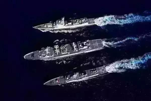 Qiandaohu supply ship named 'model ship' by PLA Navy