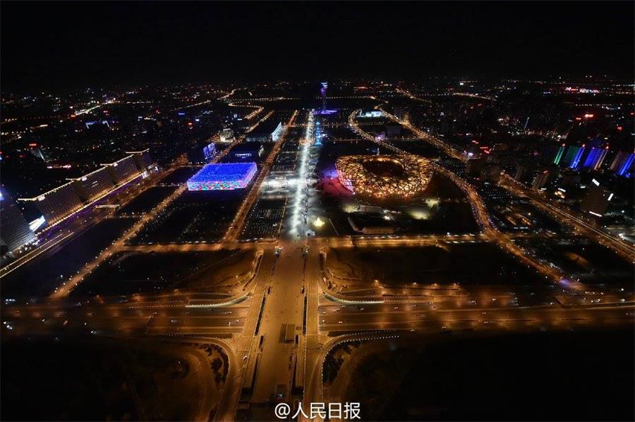 The mesmerizing night view of ‪‎Beijing‬
