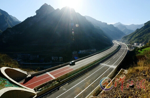 Two highways in Xiangyang have been formally opened