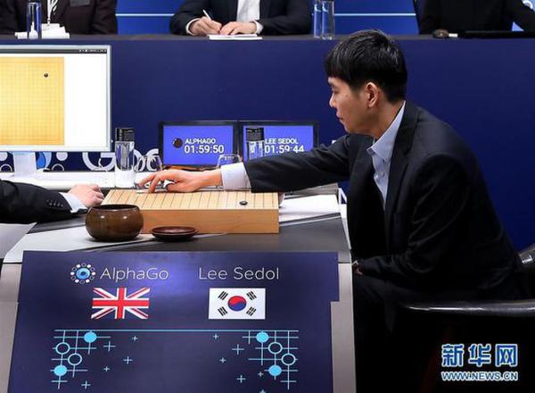 Lee Sedol turns aggressive in 3rd Go match with AlphaGo after 2 losses