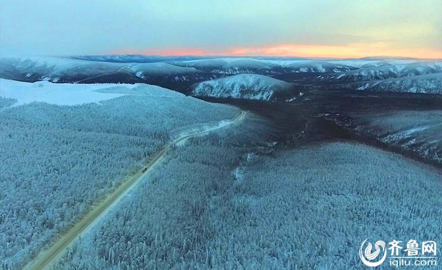 Breathtaking aerial photos of the Arctic Circle 
