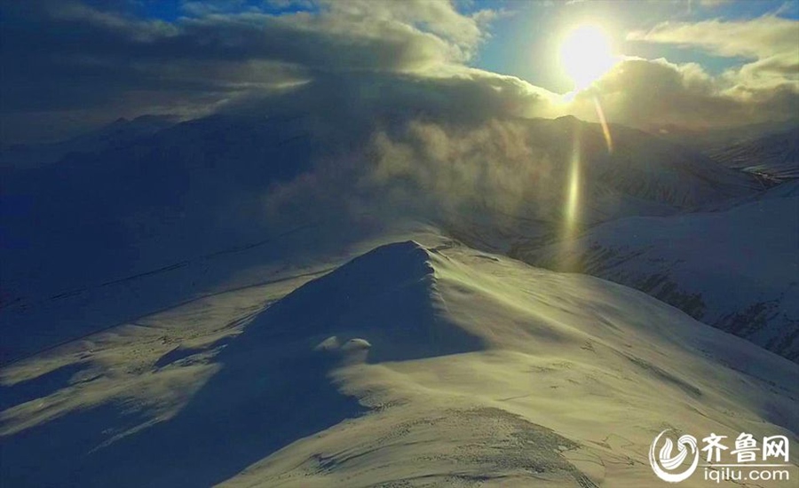 Breathtaking aerial photos of the Arctic Circle 
