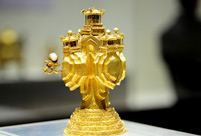 Gold and silver wares of Qing Dynasty exhibited in Shenyang Imperial Palace
