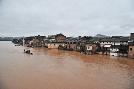 Emergency response upgraded in Guangdong amid heavy rains