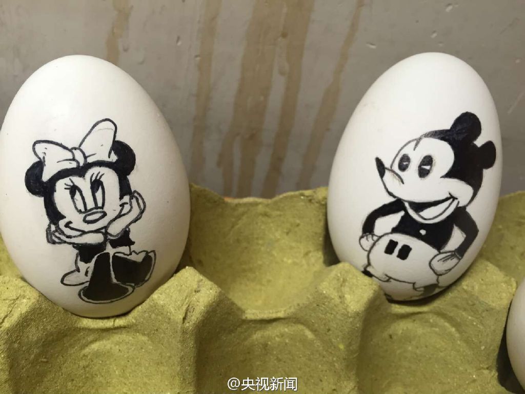 Freshman starts business of selling painted goose eggs