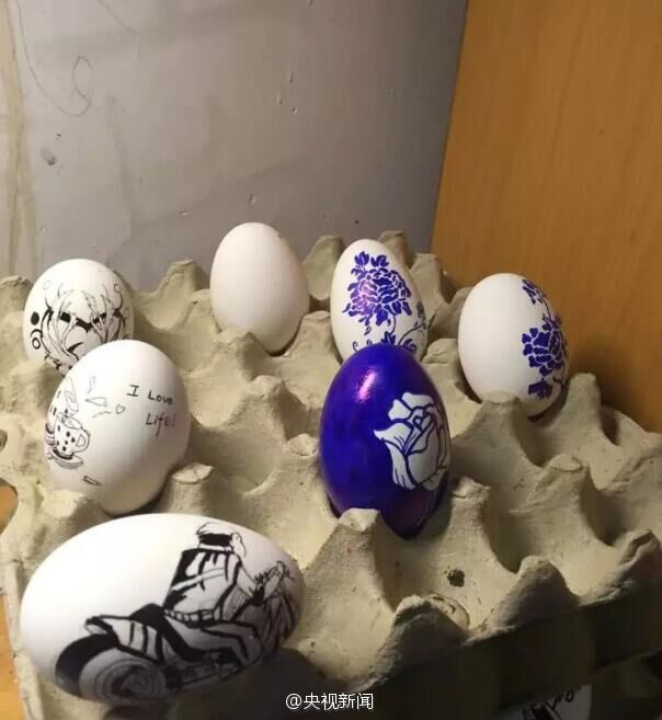 Freshman starts business of selling painted goose eggs