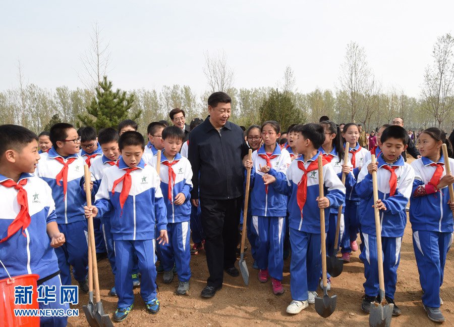 President Xi plants trees, urges forestry development