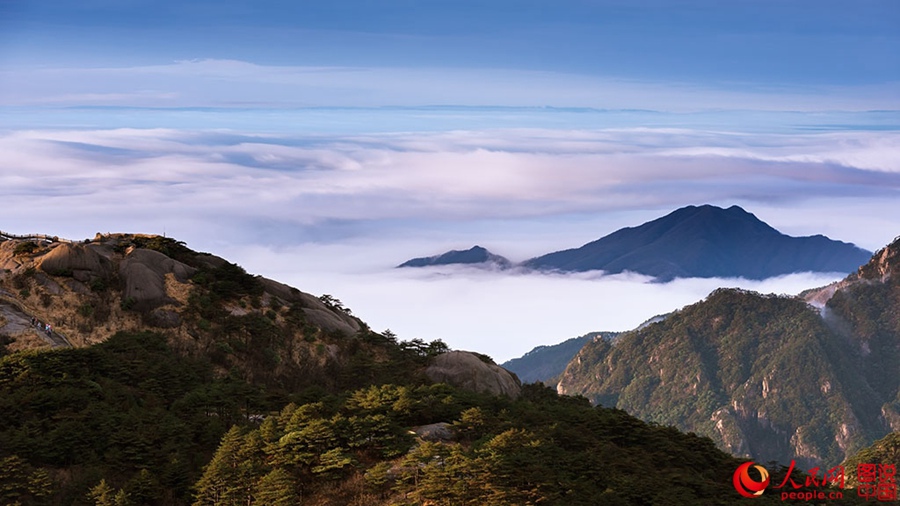 Sea of clouds in Huangshan