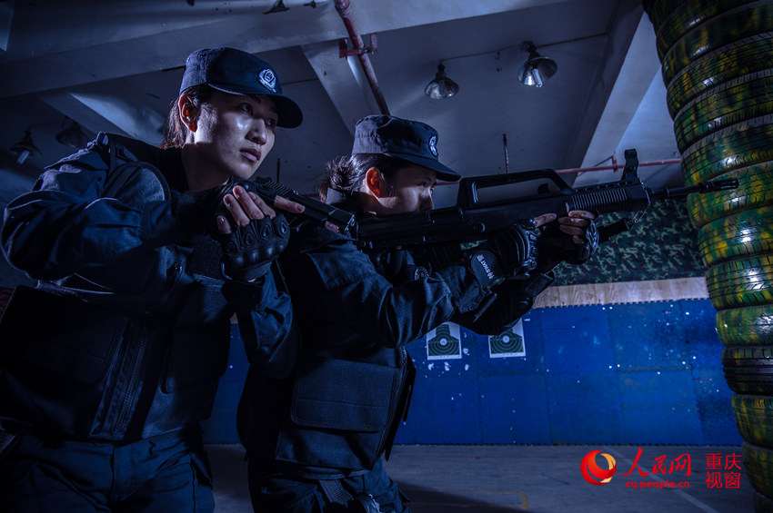 Cool training photos of Chongqing SWAT team