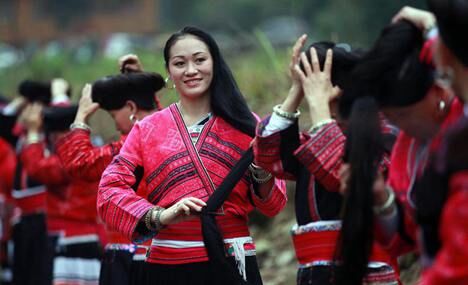 Yao Women celebrate Long Hair Festival