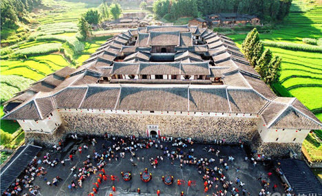 Astonishing earthen fortresses in Fujian
