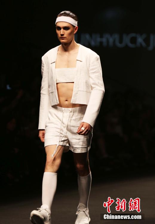 Modern apparels displayed at Shanghai Fashion Week