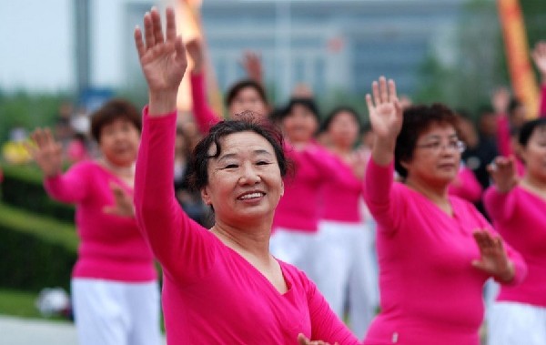 Chinese seniors invited to perform 'square dancing' on Canada Day
