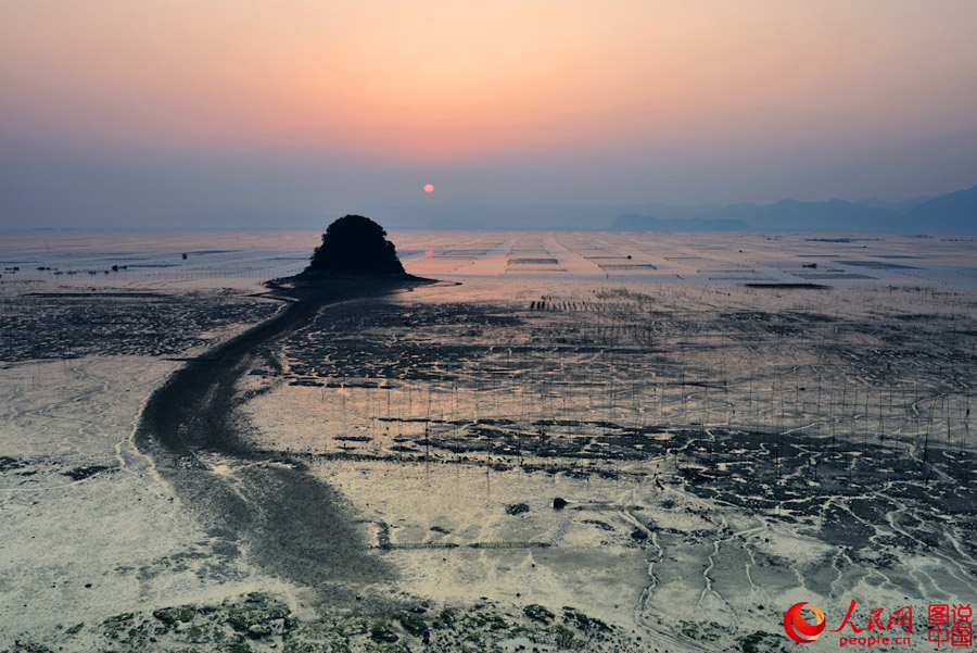 Splendid morning glow of Xiapu