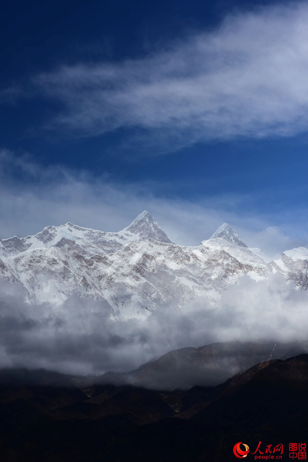 Splendid scenery of Mount Namjagbarwa