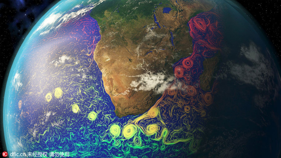 Stunning satellite images show temperature changes of the ocean current