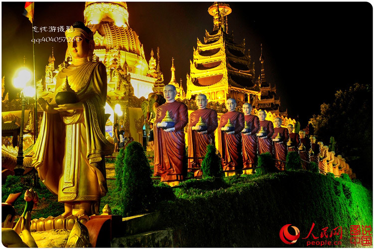 Night view of Meng Huan Pagoda