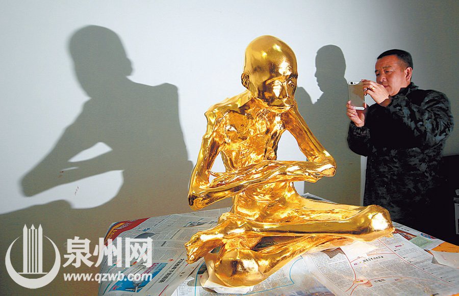 Monk's mummified body to be made into a gold Buddha statue