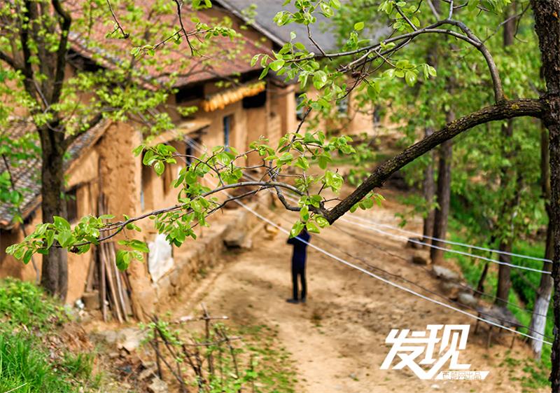 Beautiful scenery of Wufeng Mountain in Shaanxi province