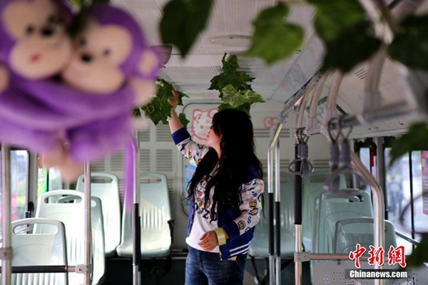 Zhengzhou 'women only' bus invites controversy