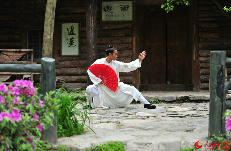 A spiritual tour in Wudang Mountain