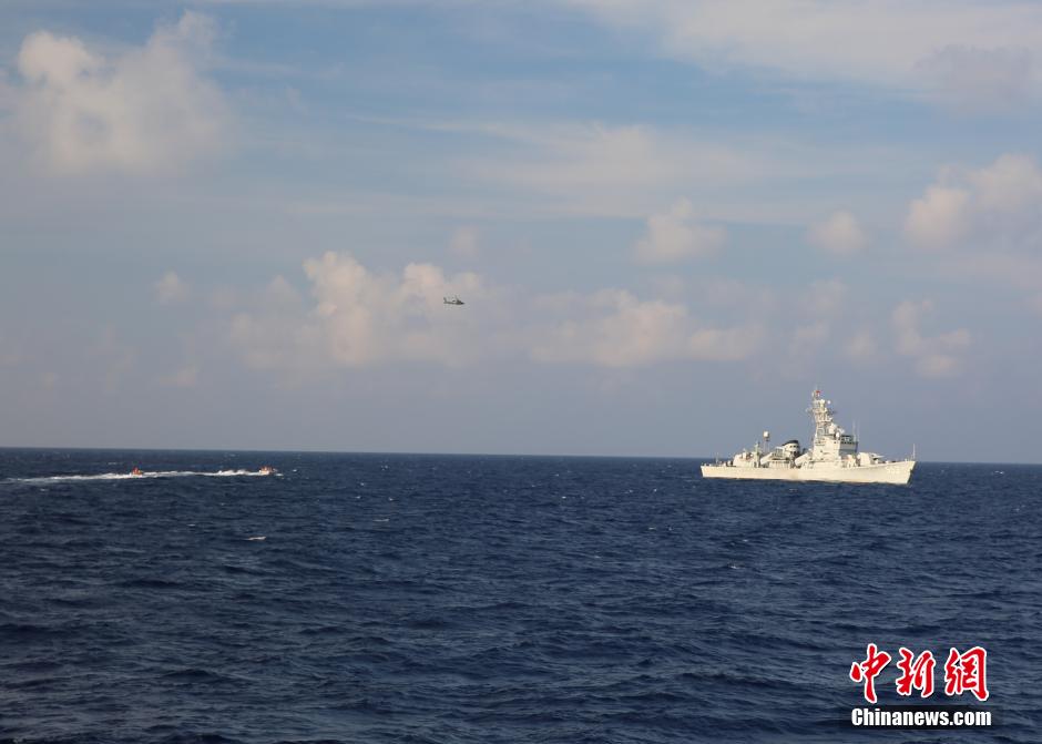 South China Sea Fleet conducts response training for special situation 