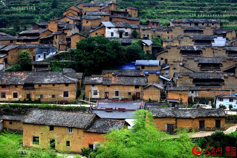 Antique traditional folk houses in Lishui