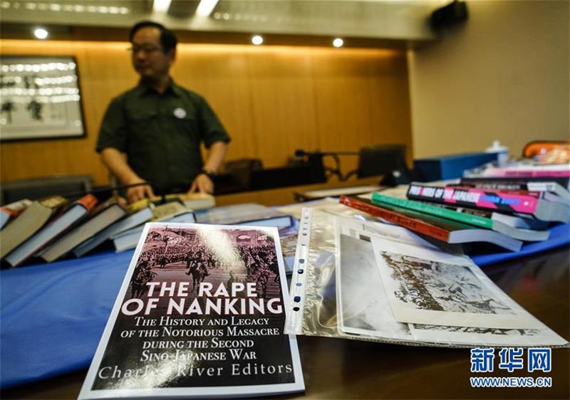 Chinese-American donates 173 items related to Sino-Japanese War