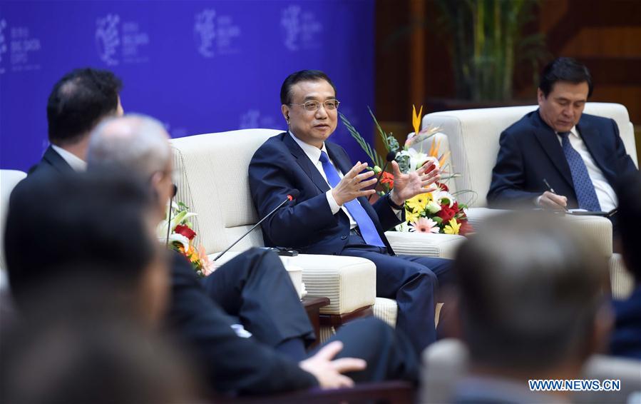 Premier encourages foreign investment in central, western China