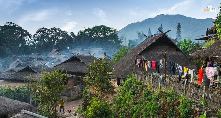 China S Last Primitive Tribe In Wengding Wa Village Sw China