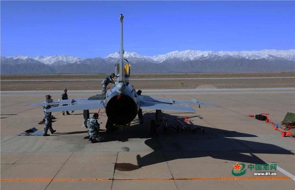 Fighters conduct drill over the Qilian Mountains