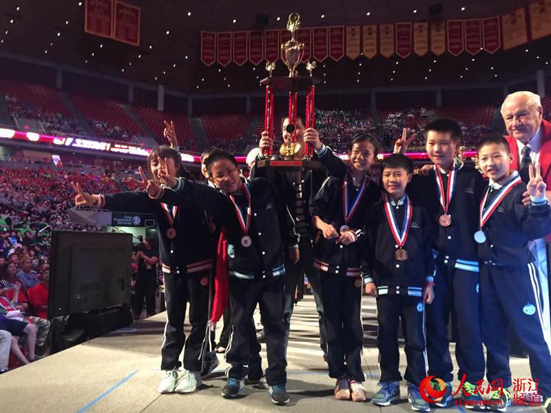 Two schools from Ningbo, China win the championship 
of 37th OM