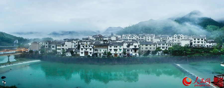 Intoxicating scenery of Xiajiang village