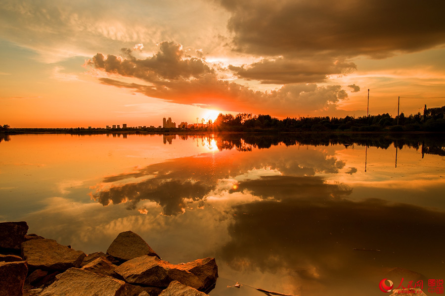 Splendid sunset glow in Songhuajiang River