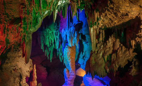 Scenery of karst cave in Yishui, E China's Shandong