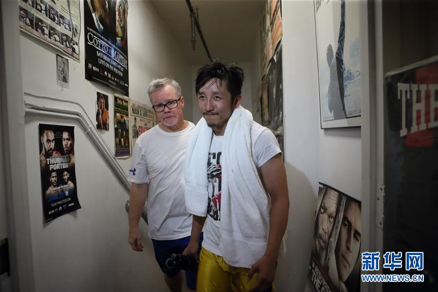 China's Boxer Zou Shiming Chase for Pro Title in US Bout