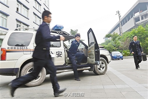 Injured police officer displays perseverance and kindness 