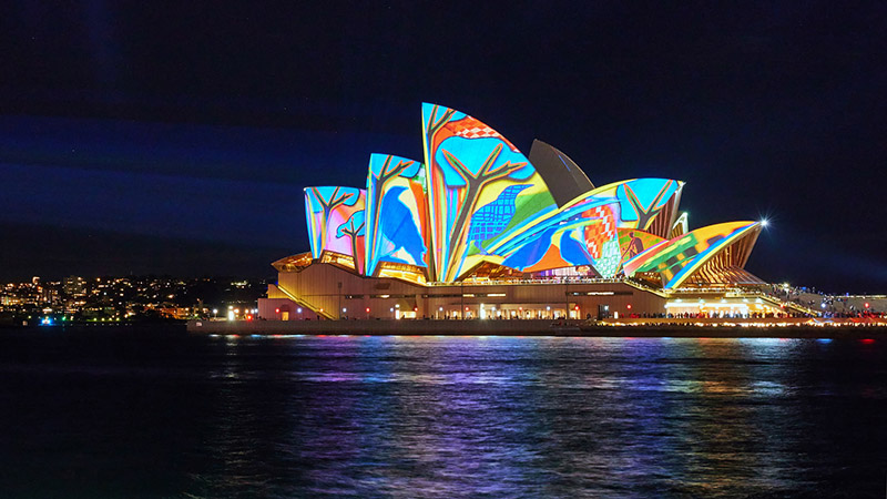 Vivid Sydney 2016: Splendid Light Illuminates the City