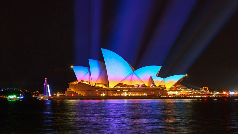 Vivid Sydney 2016: Splendid Light Illuminates the City