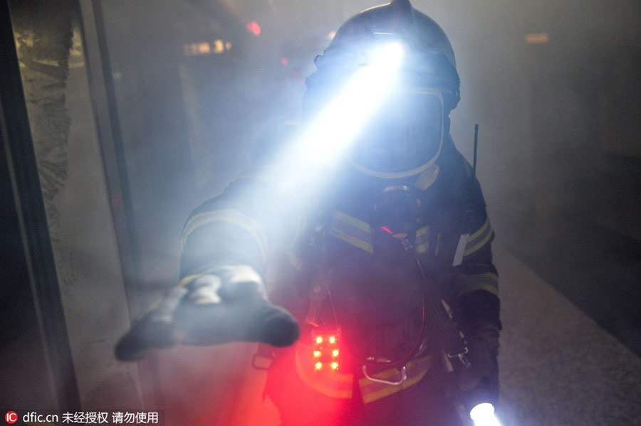 Large scale search and rescue drill held in Beijing’s subway station