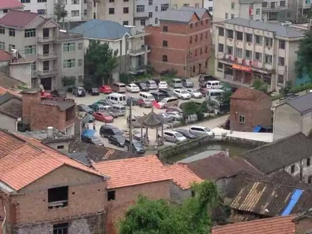 Thousands of people flood into a small village for treasure digging