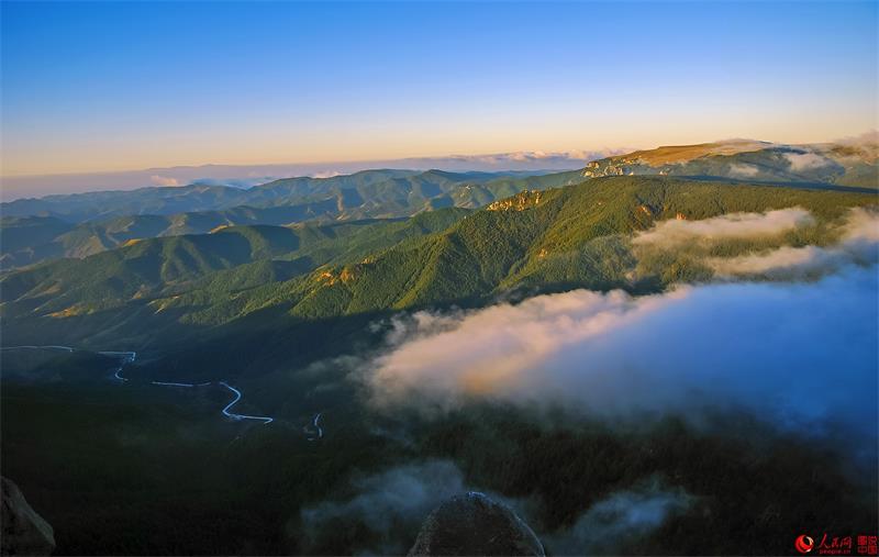 Breathtaking scenery of Luya Mountain Scenic Spot