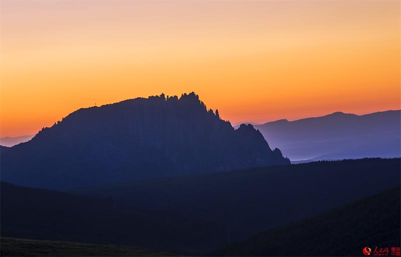 Breathtaking scenery of Luya Mountain Scenic Spot
