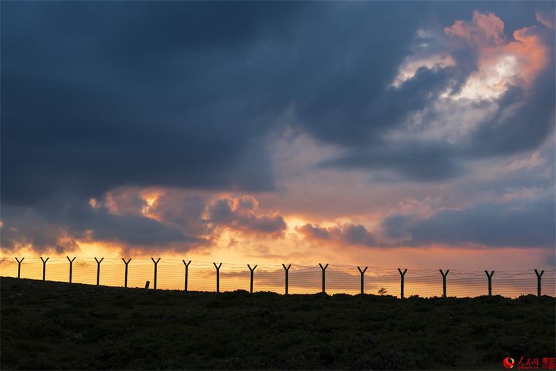 Breathtaking scenery of Luya Mountain Scenic Spot