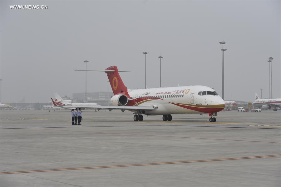 ARJ21 makes maiden commercial flight from Chengdu to Shanghai
