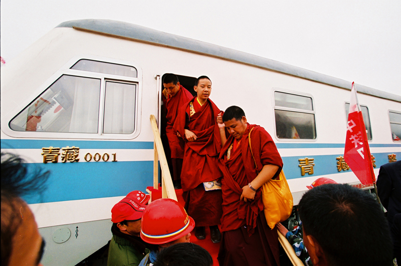Riding along 'route to heaven': 10th anniversary of the Qinghai-Tibet Railway