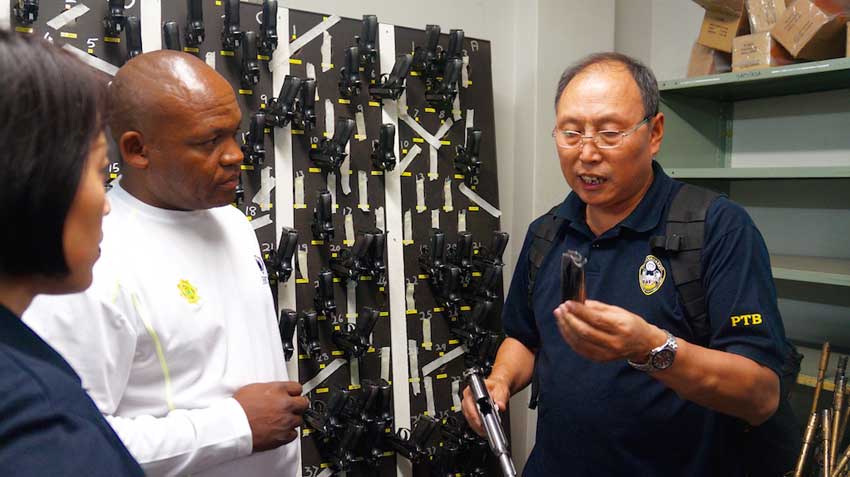 Police train to fight crime with kung-fu